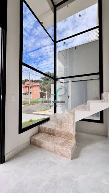 Casa com 3 quartos à venda, 244m2 em Valinhos - SP - imagem 4 Foto 4 de Casa com 3 quartos à venda, 244m2 em Valinhos - SP