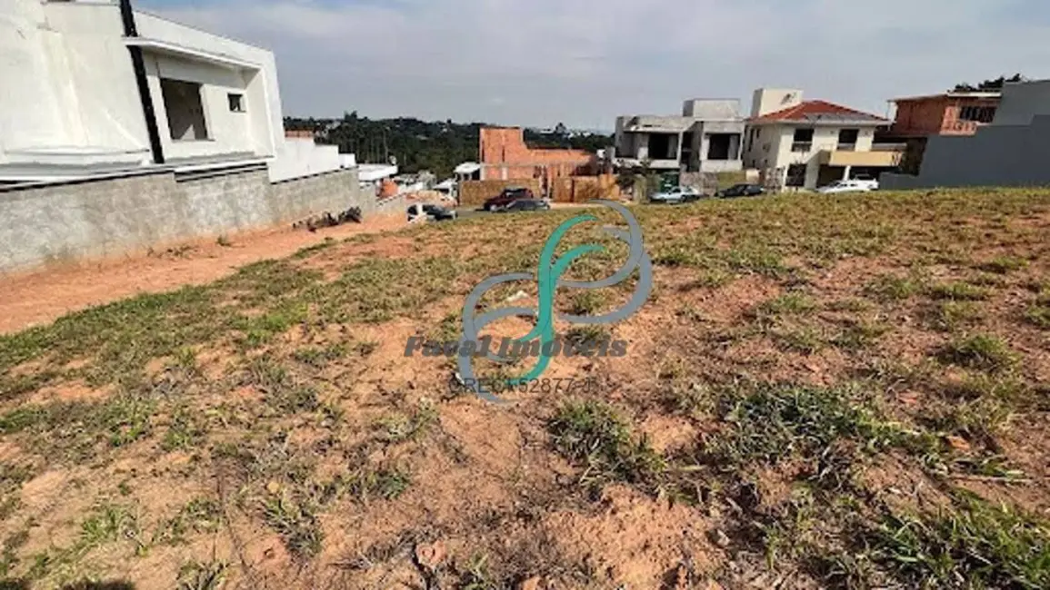 Foto 1 de Terreno / Lote à venda, 420m2 em Valinhos - SP