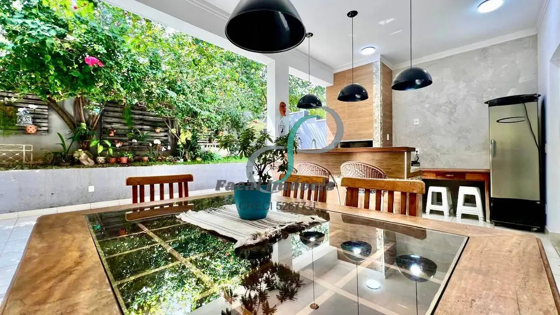 Foto 1 de Casa com 3 quartos à venda, 222m2 em Pinheiro, Valinhos - SP