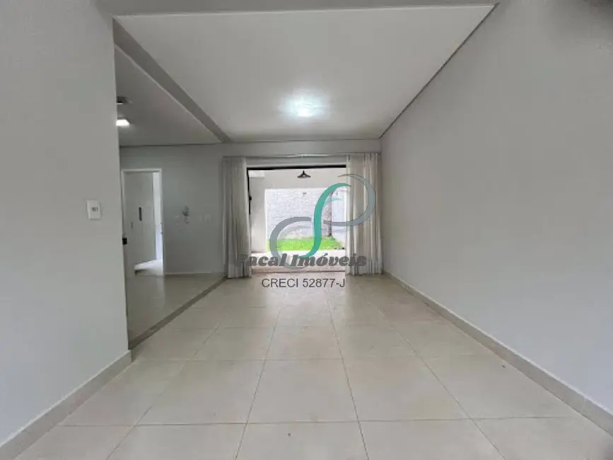 Foto 3 de Casa com 3 quartos à venda, 140m2 em Chácaras Silvania, Valinhos - SP