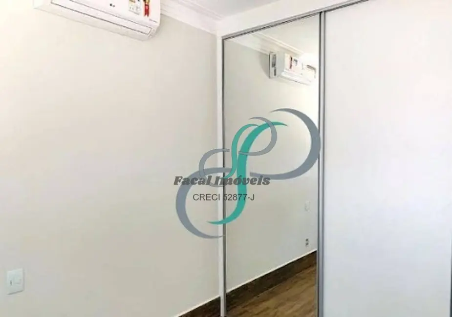 Foto 2 de Casa com 3 quartos à venda, 132m2 em Chácaras Silvania, Valinhos - SP