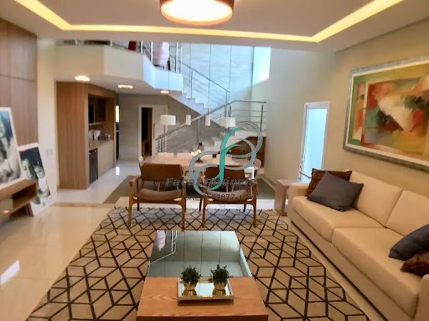 Foto 5 de Casa com 4 quartos à venda, 334m2 em Valinhos - SP