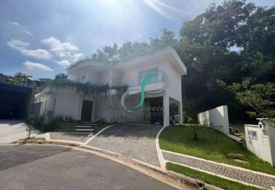 Casa com 4 quartos à venda, 300m2 em Valinhos - SP - imagem 1 Foto 1 de Casa com 4 quartos à venda, 300m2 em Valinhos - SP