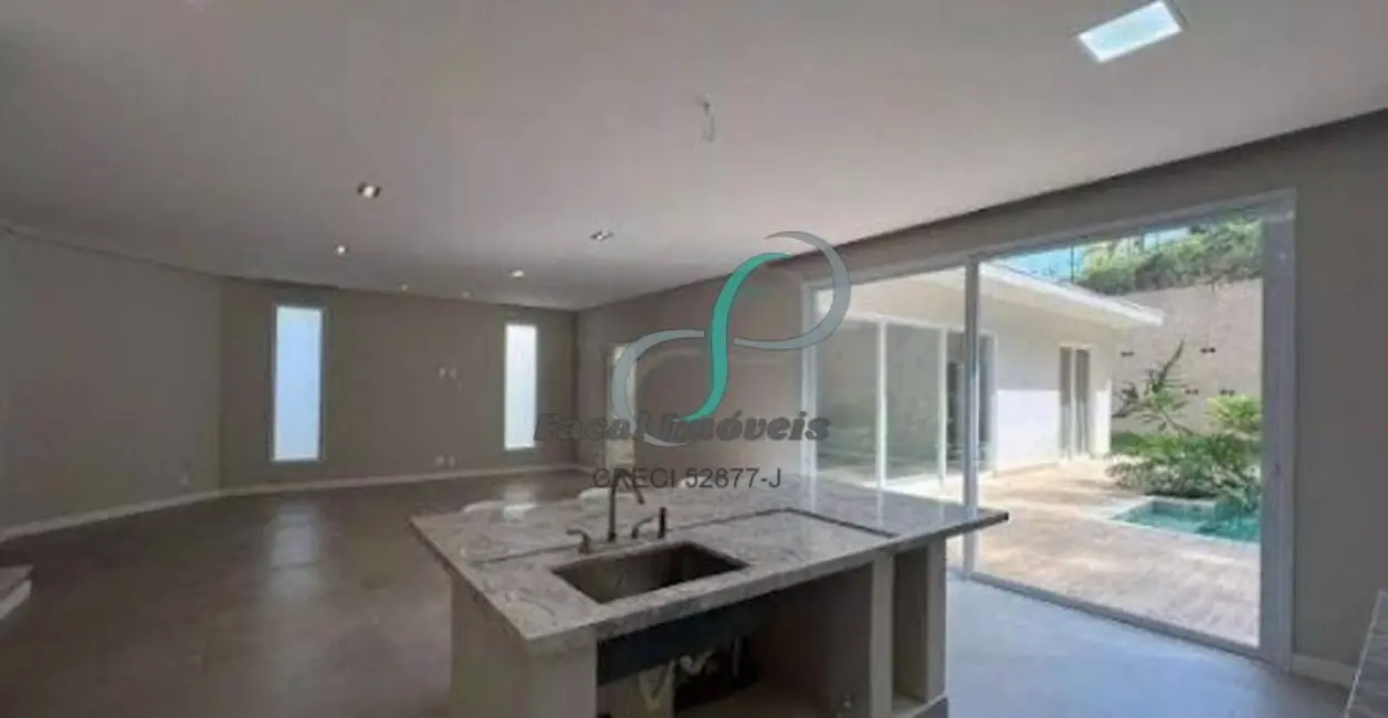 Casa com 4 quartos à venda, 300m2 em Valinhos - SP - imagem 6 Foto 6 de Casa com 4 quartos à venda, 300m2 em Valinhos - SP
