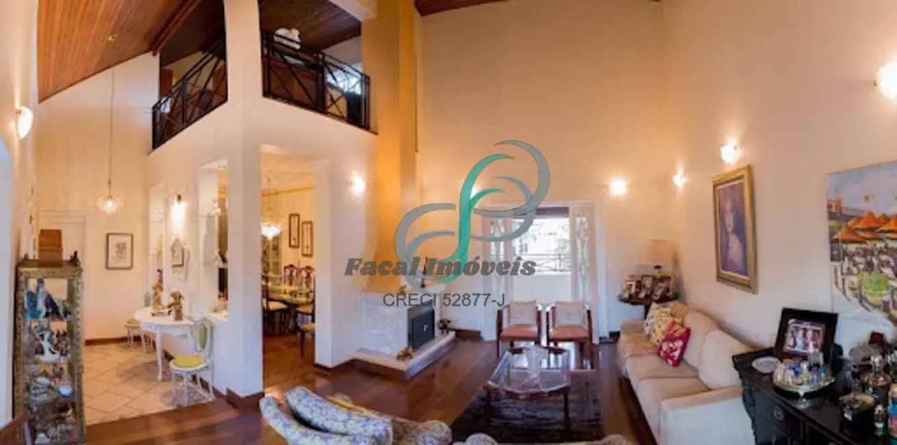 Foto 2 de Casa com 6 quartos à venda, 630m2 em Vila Embaré, Valinhos - SP