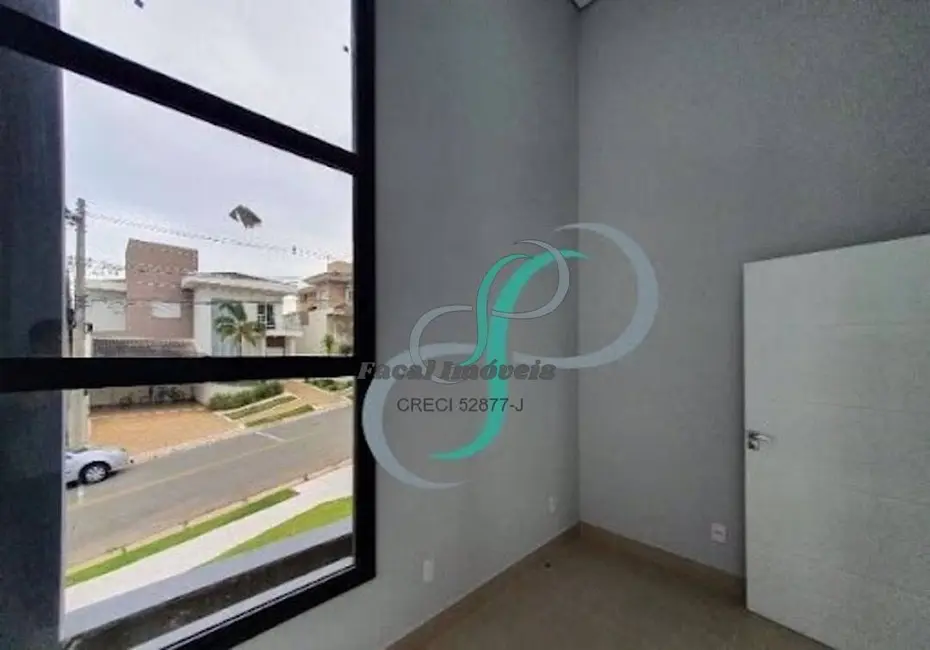 Casa com 3 quartos à venda, 200m2 em Jardim García, Campinas - SP - imagem 2 Foto 2 de Casa com 3 quartos à venda, 200m2 em Jardim García, Campinas - SP