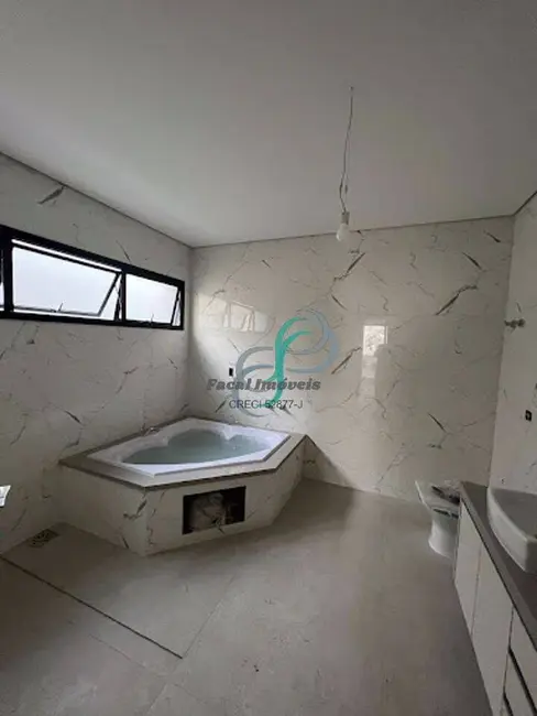 Foto 5 de Casa com 4 quartos à venda, 305m2 em Jardim García, Campinas - SP