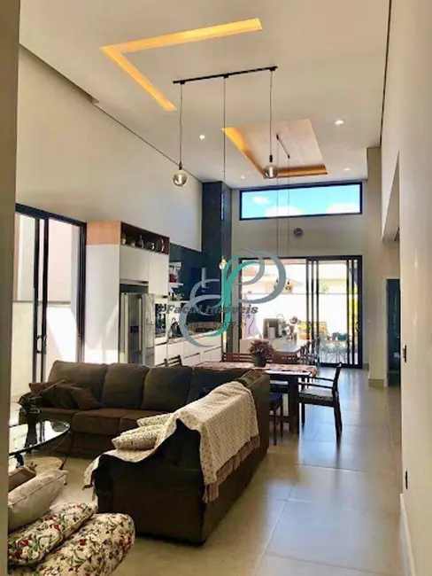 Foto 3 de Casa com 3 quartos à venda, 205m2 em Pinheirinho, Vinhedo - SP