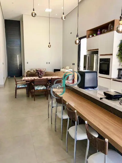 Foto 8 de Casa com 3 quartos à venda, 205m2 em Pinheirinho, Vinhedo - SP