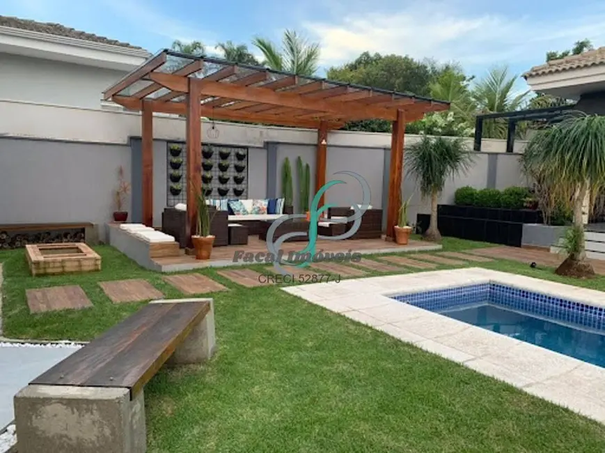 Foto 2 de Casa com 3 quartos à venda, 330m2 em Centro, Vinhedo - SP