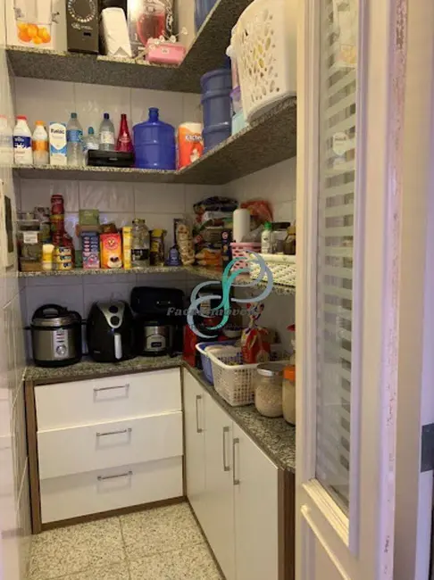 Foto 6 de Casa com 3 quartos à venda, 330m2 em Centro, Vinhedo - SP