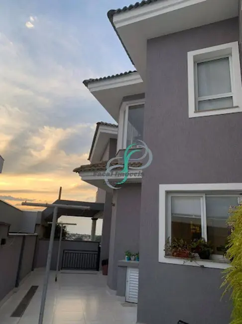 Foto 8 de Casa com 3 quartos à venda, 330m2 em Centro, Vinhedo - SP