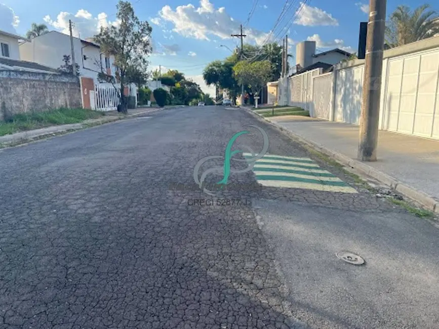 Foto 1 de Terreno / Lote à venda, 557m2 em Parque Terranova, Valinhos - SP