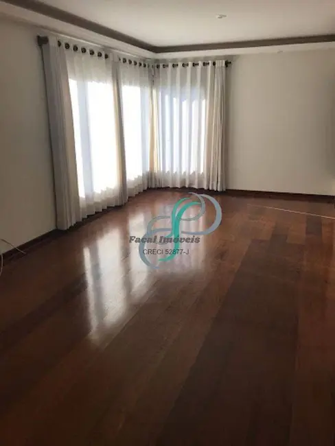 Foto 3 de Chácara com 4 quartos à venda, 600m2 em Chácaras Silvania, Valinhos - SP