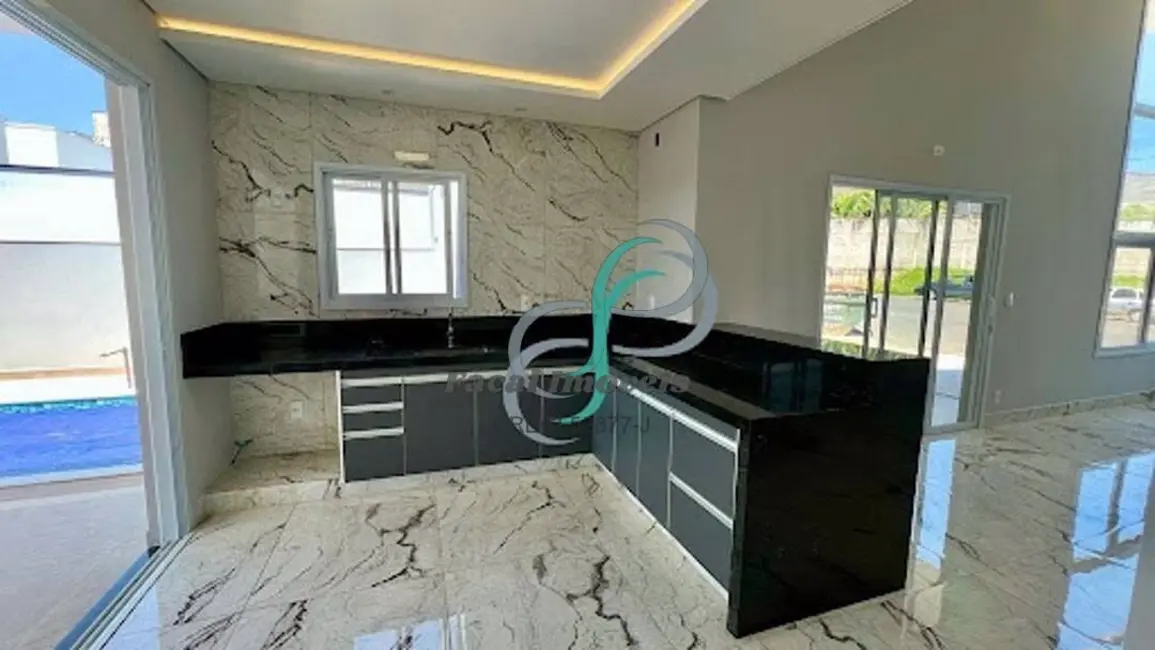 Foto 4 de Casa com 4 quartos à venda, 210m2 em Jardim São Marcos, Valinhos - SP