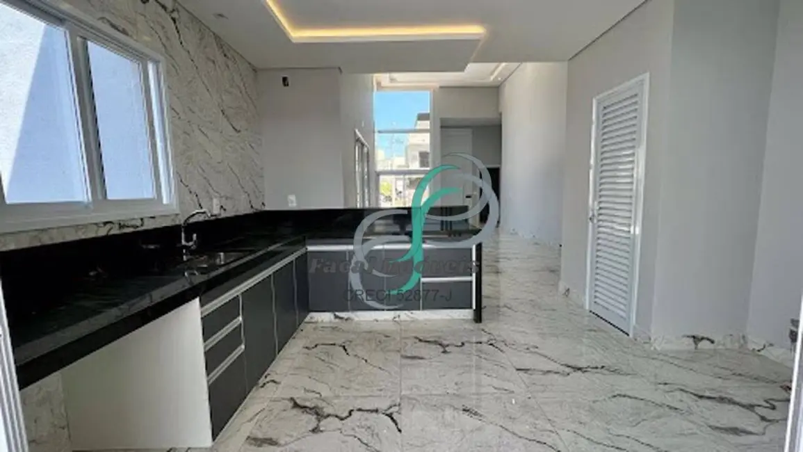 Foto 9 de Casa com 4 quartos à venda, 210m2 em Jardim São Marcos, Valinhos - SP