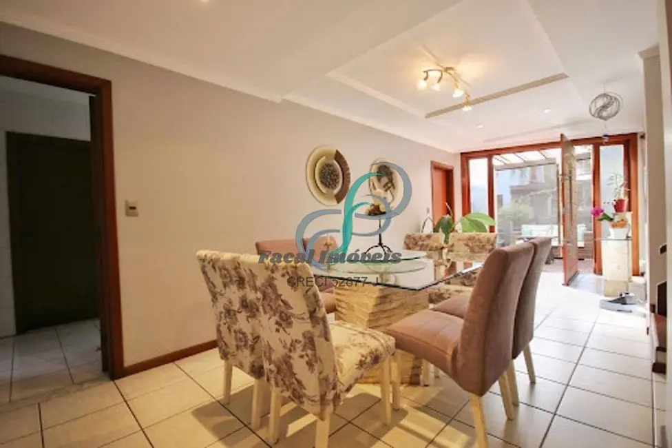 Foto 3 de Casa com 4 quartos à venda, 482m2 em Jardim Soleil, Valinhos - SP