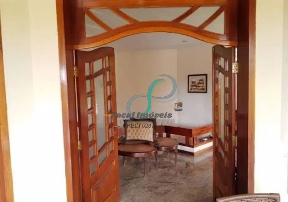 Foto 3 de Casa com 4 quartos à venda, 500m2 em Valinhos - SP