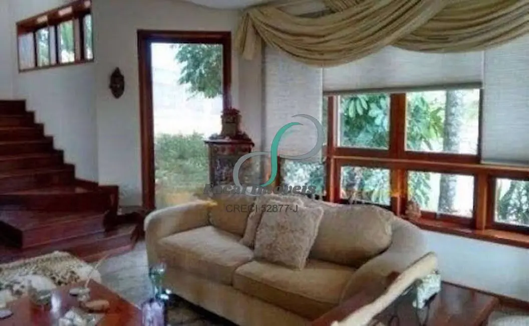 Foto 6 de Casa com 4 quartos à venda, 500m2 em Valinhos - SP