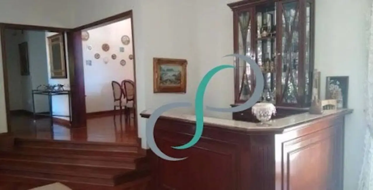 Foto 9 de Casa com 3 quartos à venda, 580m2 em Valinhos - SP