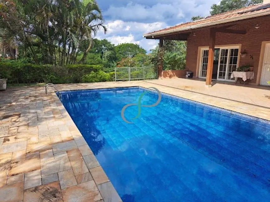 Foto 3 de Casa com 3 quartos à venda, 580m2 em Valinhos - SP