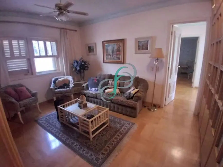Foto 9 de Casa com 4 quartos à venda, 1200m2 em Valinhos - SP