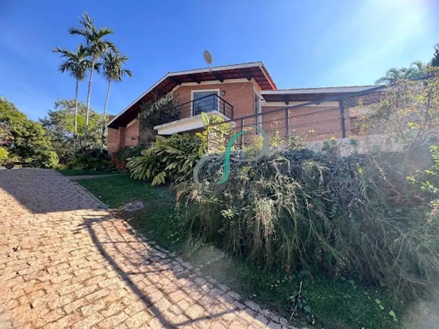 Foto 3 de Casa com 6 quartos à venda, 600m2 em Valinhos - SP