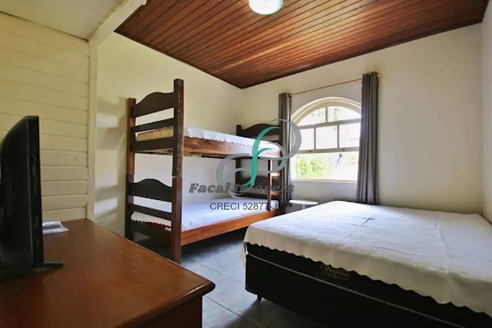 Foto 9 de Casa com 4 quartos à venda, 350m2 em Valinhos - SP
