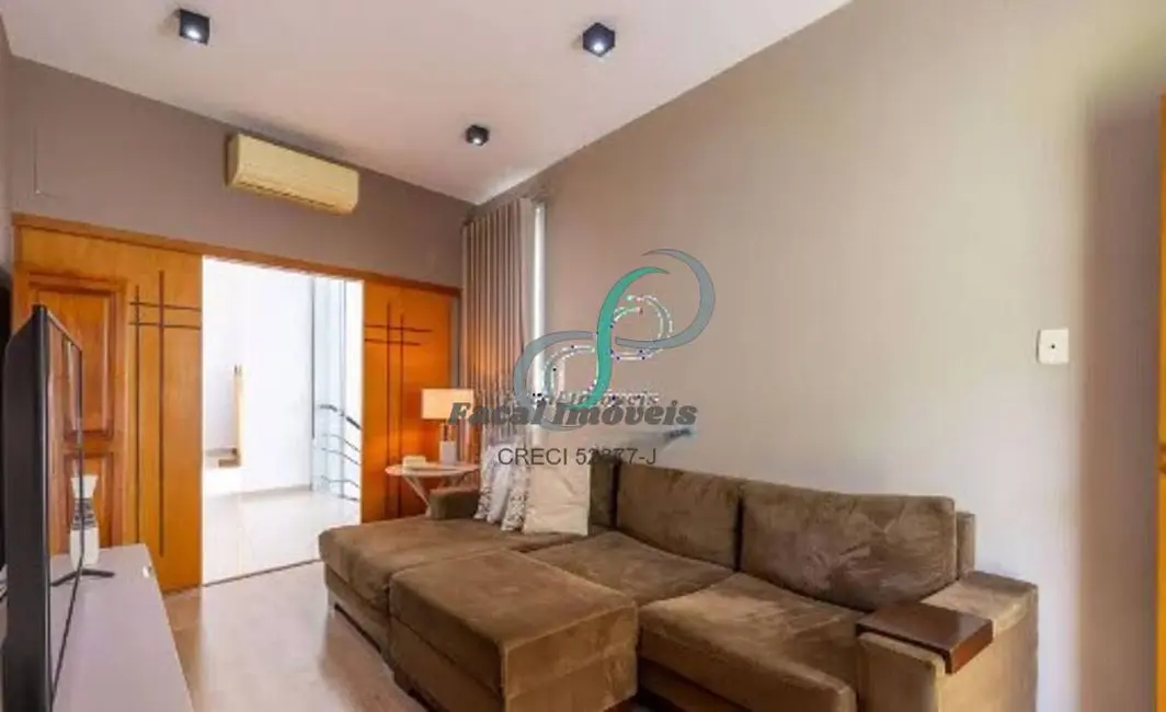 Casa de Condomínio com 3 quartos à venda, 405m2 em Valinhos - SP - imagem 5 Foto 5 de Casa de Condomínio com 3 quartos à venda, 405m2 em Valinhos - SP