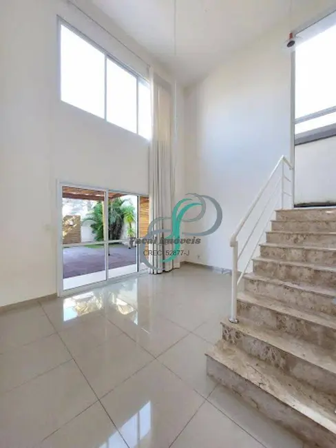 Foto 3 de Casa de Condomínio com 3 quartos à venda, 220m2 em Valinhos - SP