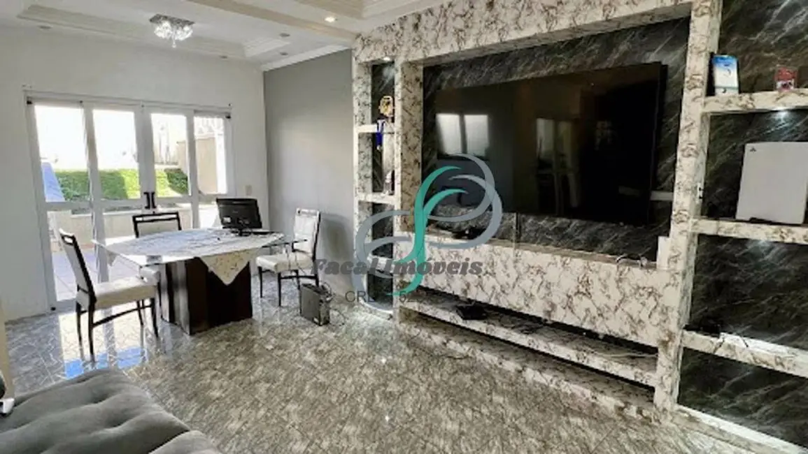 Foto 5 de Casa com 3 quartos à venda, 240m2 em Valinhos - SP