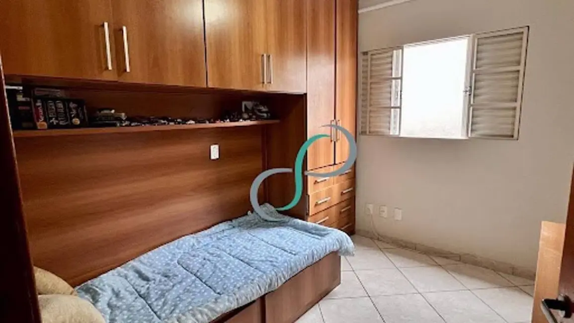 Foto 9 de Casa de Condomínio com 4 quartos à venda, 178m2 em Valinhos - SP