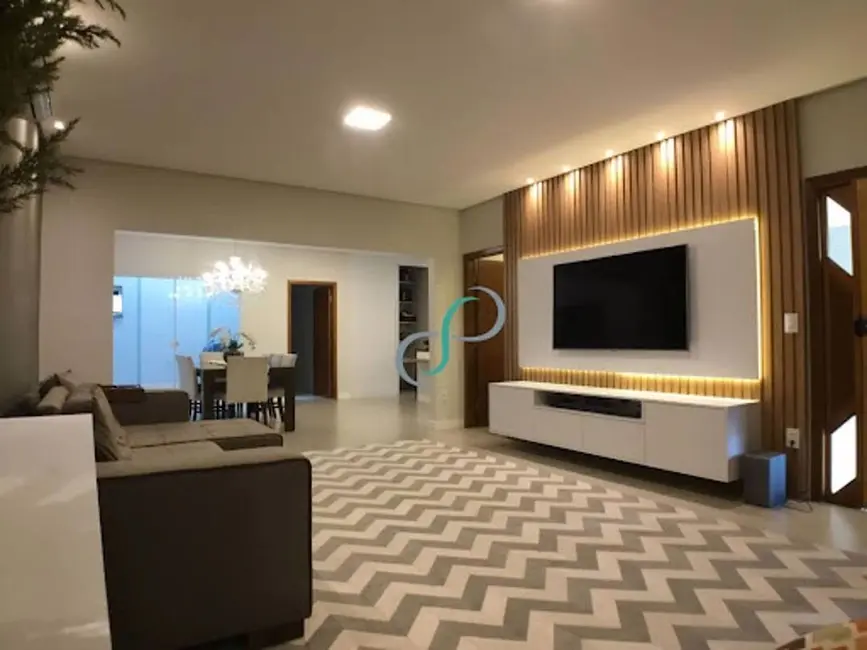 Foto 4 de Casa de Condomínio com 3 quartos à venda, 326m2 em Valinhos - SP