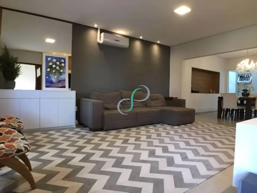 Foto 6 de Casa de Condomínio com 3 quartos à venda, 326m2 em Valinhos - SP