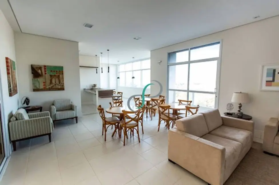 Foto 3 de Apartamento com 2 quartos à venda, 68m2 em Valinhos - SP