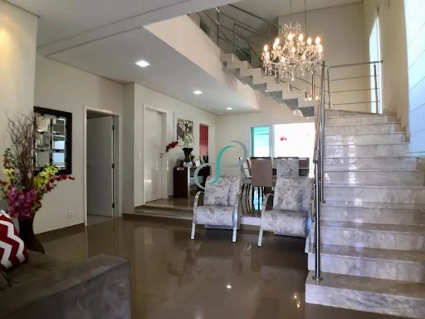 Casa de Condomínio com 4 quartos à venda, 311m2 em Jardim Lorena, Valinhos - SP - imagem 4 Foto 4 de Casa de Condomínio com 4 quartos à venda, 311m2 em Jardim Lorena, Valinhos - SP