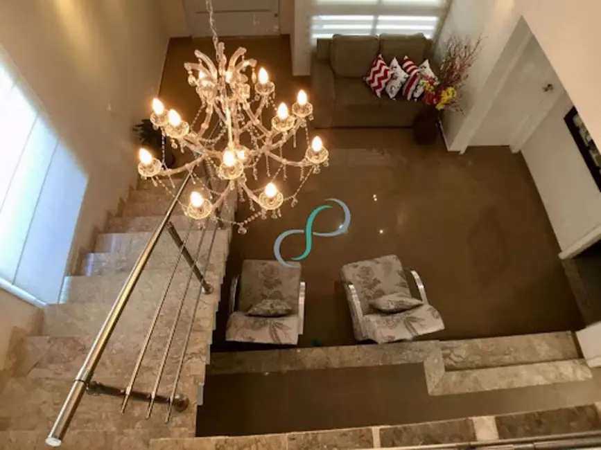 Casa de Condomínio com 4 quartos à venda, 311m2 em Jardim Lorena, Valinhos - SP - imagem 6 Foto 6 de Casa de Condomínio com 4 quartos à venda, 311m2 em Jardim Lorena, Valinhos - SP