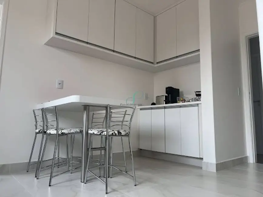 Foto 7 de Apartamento com 3 quartos à venda, 130m2 em Vila Embaré, Valinhos - SP