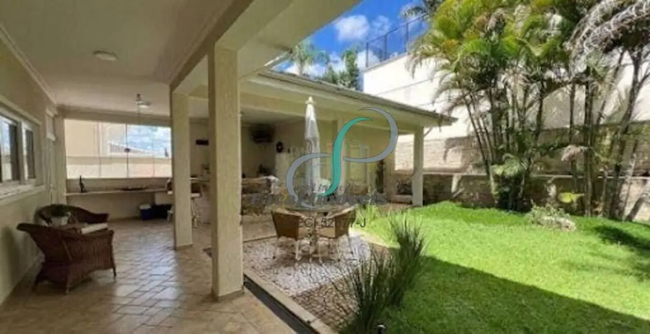 Casa com 4 quartos à venda, 387m2 em Jardim Recanto, Valinhos - SP - imagem 4 Foto 4 de Casa com 4 quartos à venda, 387m2 em Jardim Recanto, Valinhos - SP