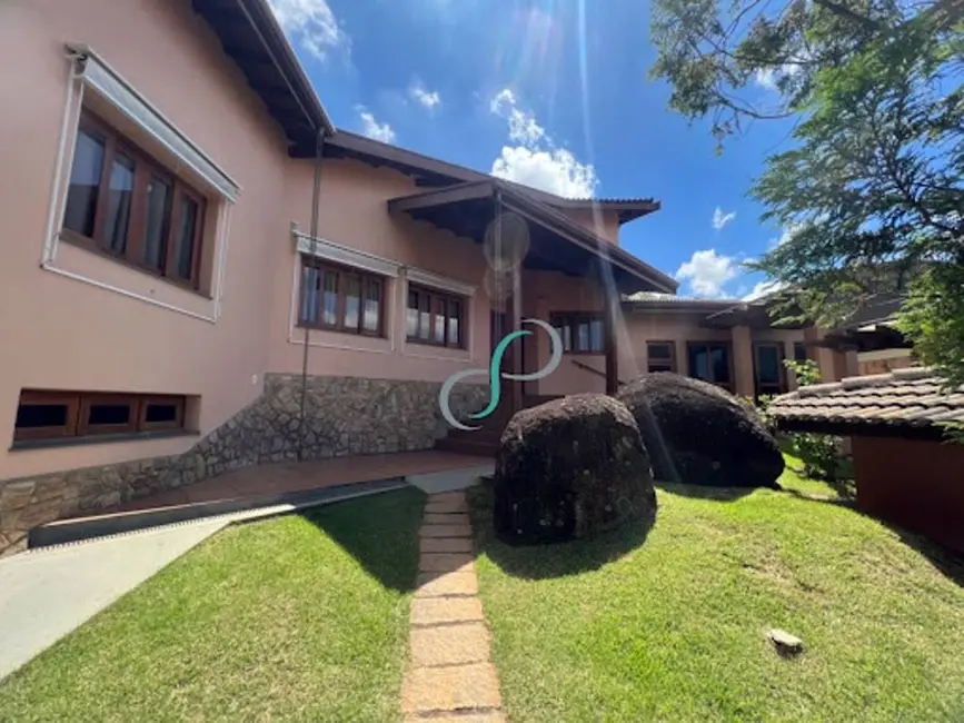 Foto 2 de Casa com 4 quartos à venda, 354m2 em Valinhos - SP