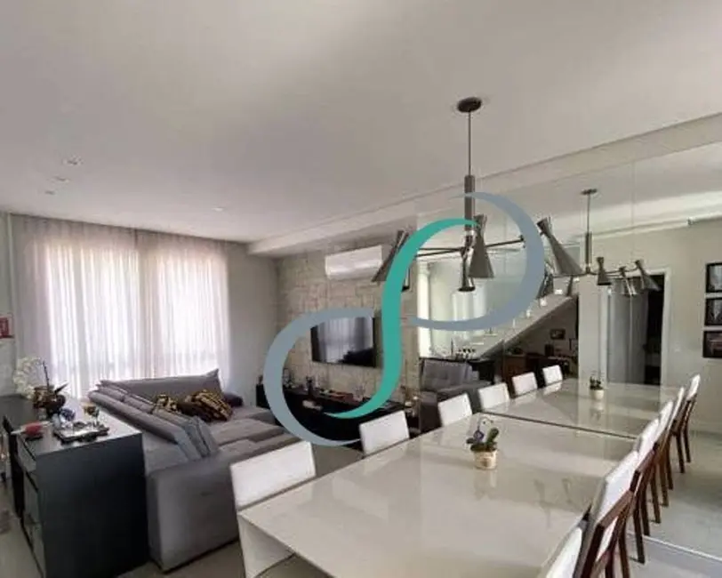 Foto 2 de Casa com 2 quartos à venda, 125m2 em Roncáglia, Valinhos - SP
