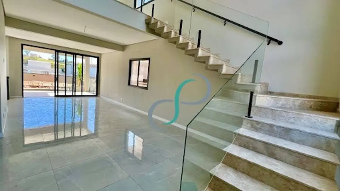 Foto 7 de Casa com 4 quartos à venda, 243m2 em Valinhos - SP
