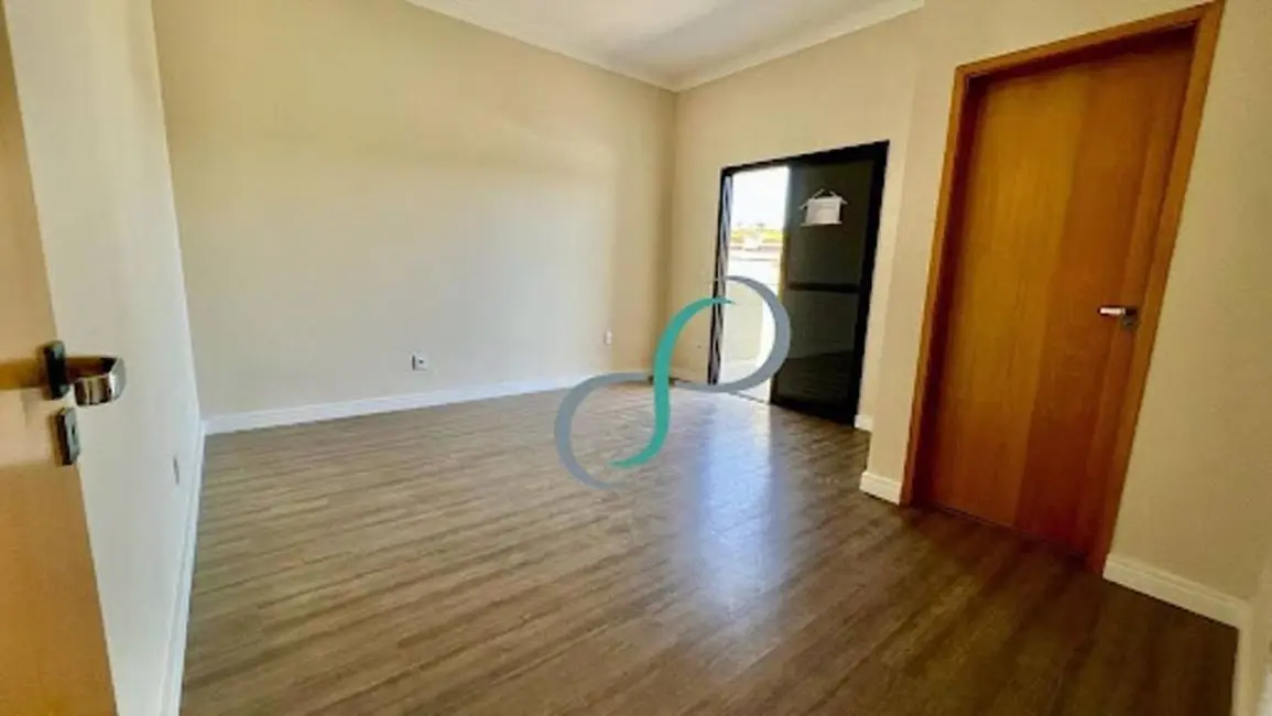 Foto 9 de Casa com 4 quartos à venda, 243m2 em Valinhos - SP