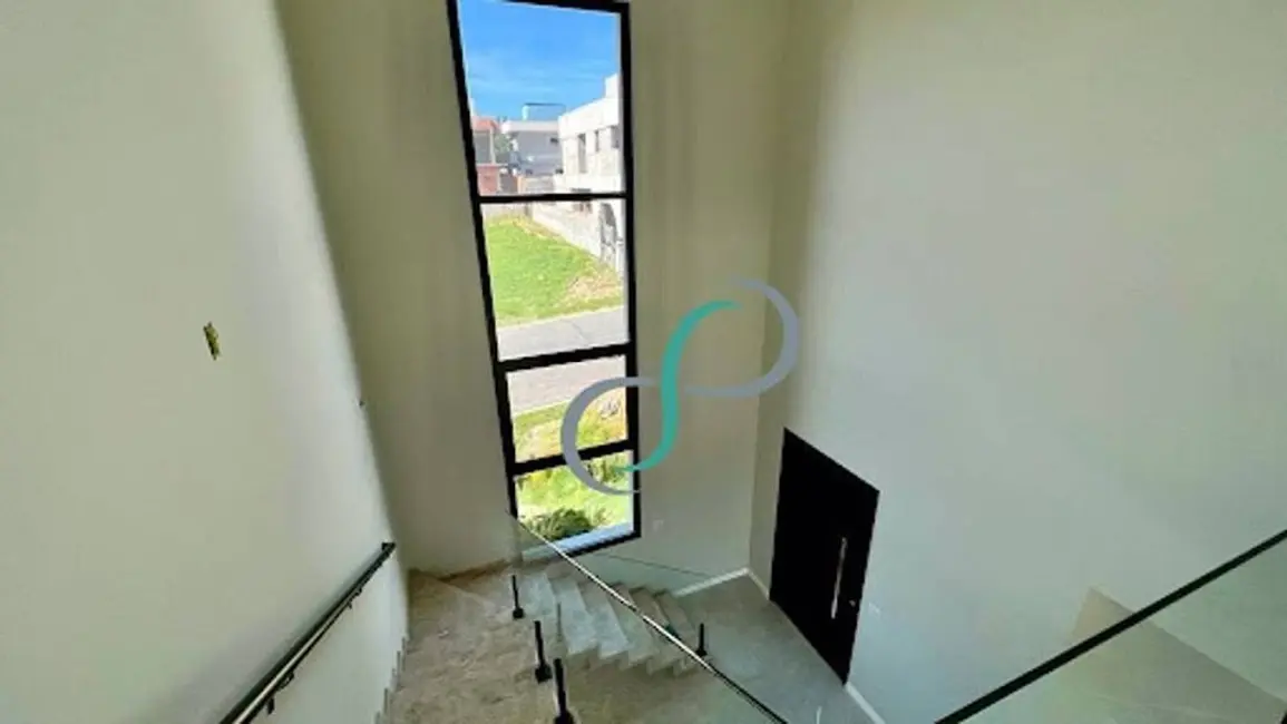 Foto 8 de Casa com 4 quartos à venda, 243m2 em Valinhos - SP