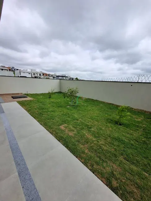 Foto 4 de Casa com 3 quartos à venda, 222m2 em Valinhos - SP
