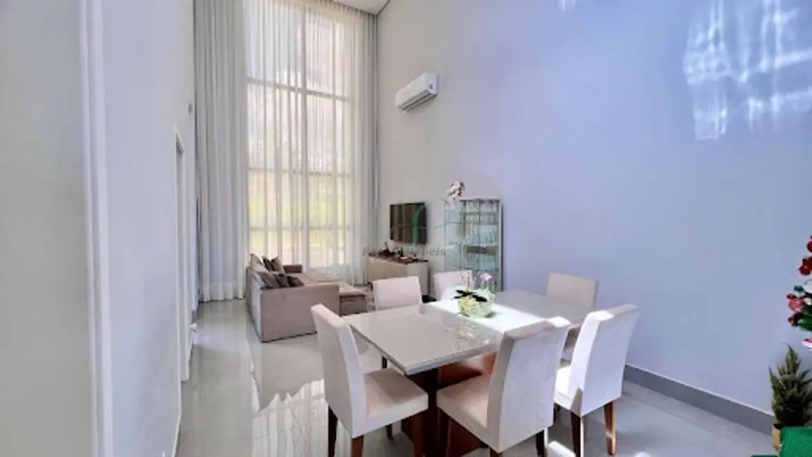 Foto 7 de Casa com 3 quartos à venda, 175m2 em Valinhos - SP
