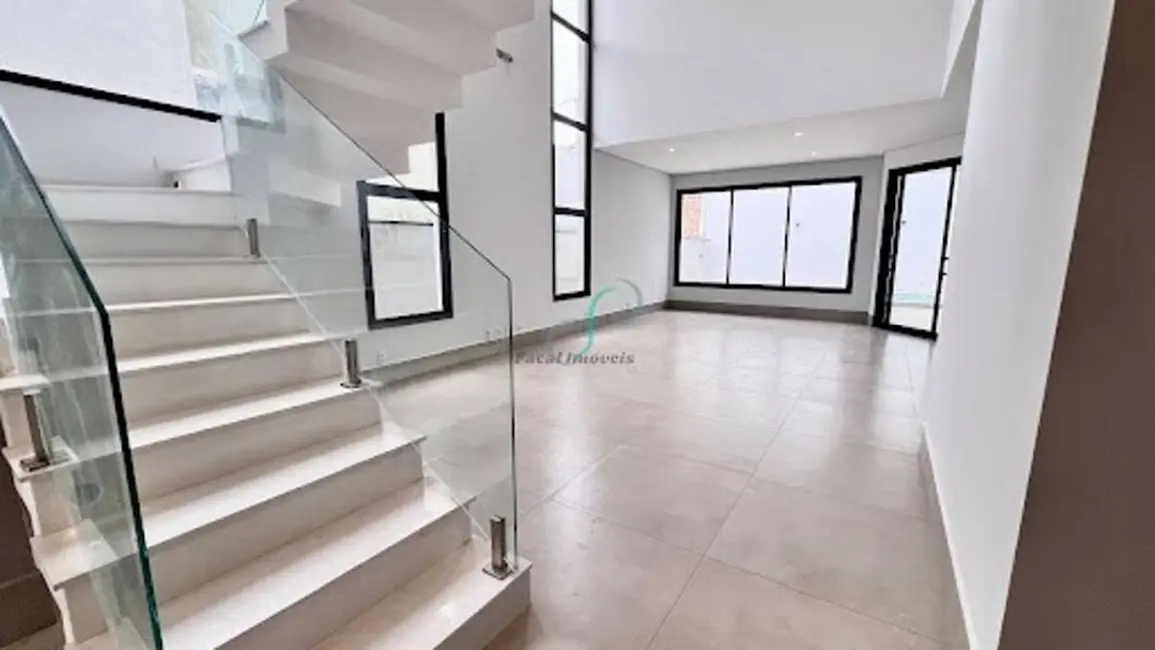Casa com 3 quartos à venda, 242m2 em Valinhos - SP - imagem 7 Foto 7 de Casa com 3 quartos à venda, 242m2 em Valinhos - SP