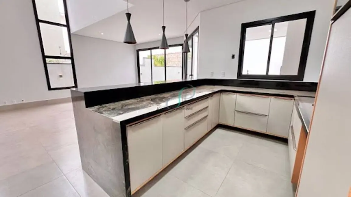 Casa com 3 quartos à venda, 242m2 em Valinhos - SP - imagem 9 Foto 9 de Casa com 3 quartos à venda, 242m2 em Valinhos - SP