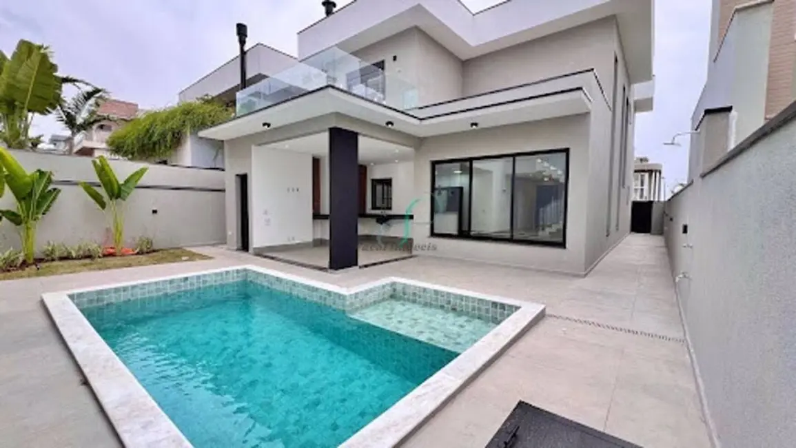 Casa com 3 quartos à venda, 242m2 em Valinhos - SP - imagem 1 Foto 1 de Casa com 3 quartos à venda, 242m2 em Valinhos - SP