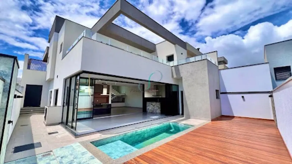 Foto 1 de Casa com 3 quartos à venda, 260m2 em Valinhos - SP